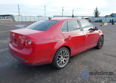 2007 Volkswagen Jetta 2.5 from USA, damaged, VIN 3VWSF71K07M019376